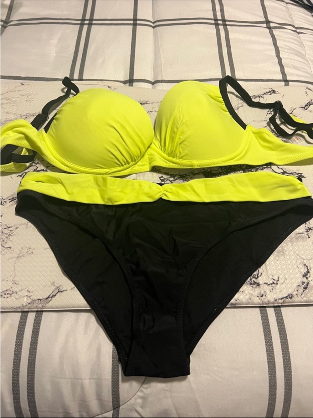 Neon Yellow & Black Push-Up Bikini Set - Women Swim